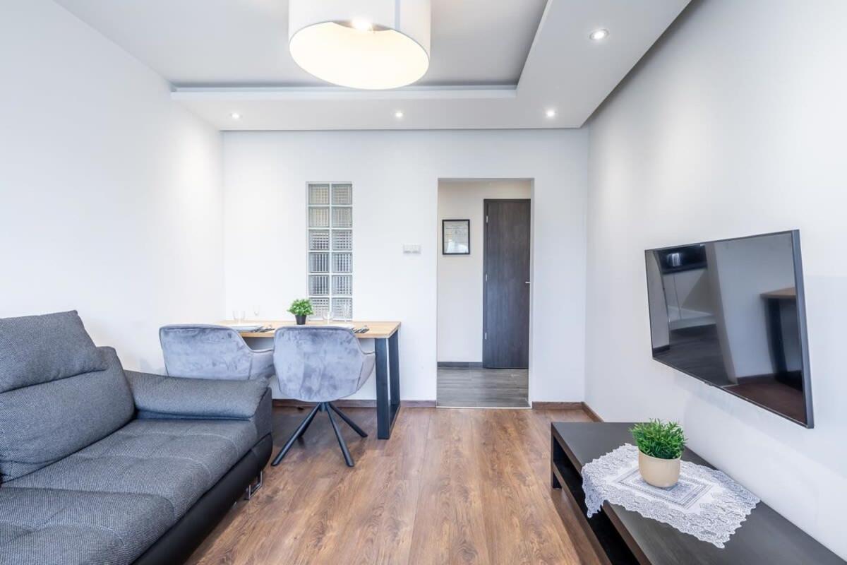 Cozy Quiet Apartment With A Balcony ブダペスト エクステリア 写真