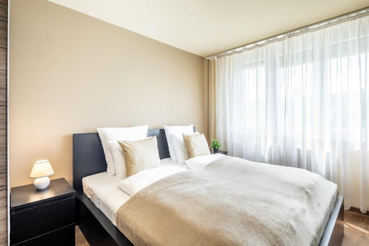Cozy Quiet Apartment With A Balcony ブダペスト エクステリア 写真