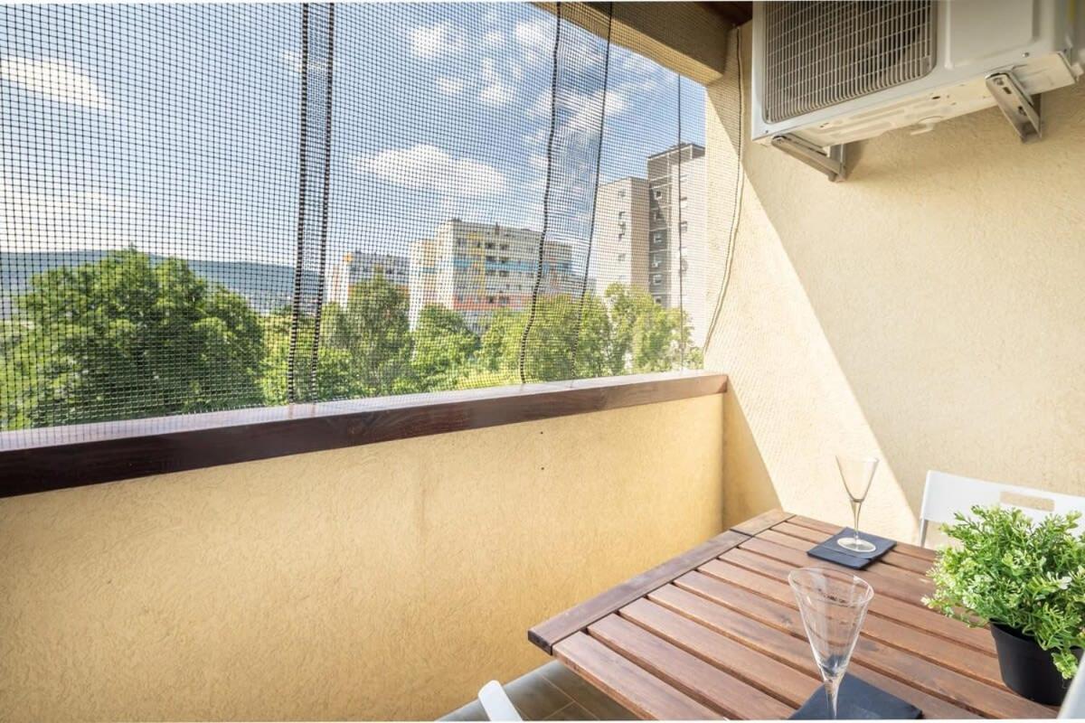 Cozy Quiet Apartment With A Balcony ブダペスト エクステリア 写真